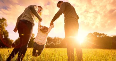 Son 7 ildə övladlığa verilən uşaqların SAYI AÇIQLANDI