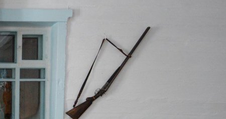 Faciəyə aparan SƏHLƏNKARLIQ: Nəzarətsiz silahlarla övlad cinayət törədərsə, valideynini hansı cəza gözləyir?