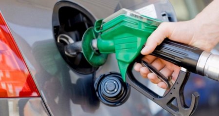 Azərbaycanda benzin və dizelin qiyməti son 10 ildə necə dəyişib? &ndash; İNFOQRAFİKA