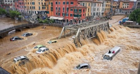 Yağış sularına təslim olan ŞƏHƏRLƏR &ndash; Son illərdə iqlim dəyişikliyinin dünyada TÖRƏTDİYİ FƏSADLAR &ndash; VİDEO