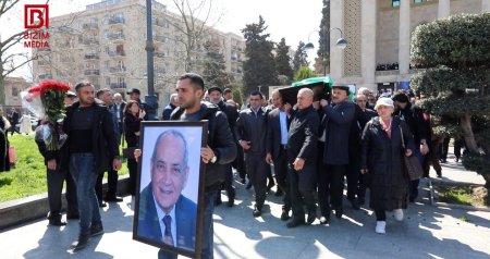 Xalq artisti Rasim Balayev alqışlarla son mənzilə yola salındı - VİDEO