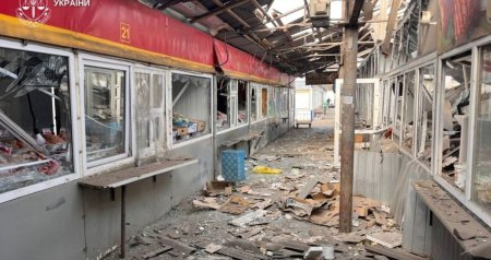 Rusiya ordusu Nikopolda bazarı vurdu: 5 ölü, çoxlu yaralı var - FOTO