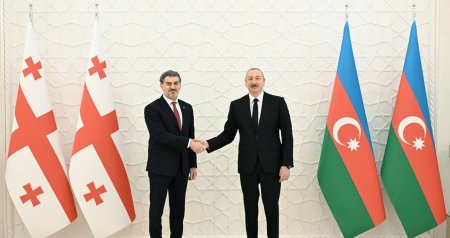 İlham Əliyevin Tbilisidə rəsmi qarşılanma mərasimi - VİDEO