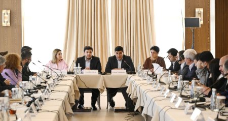 Bakıda Ermənistan nümayəndələrinin iştirakı ilə dəyirmi masa keçirilir &ndash; FOTO/VİDEO