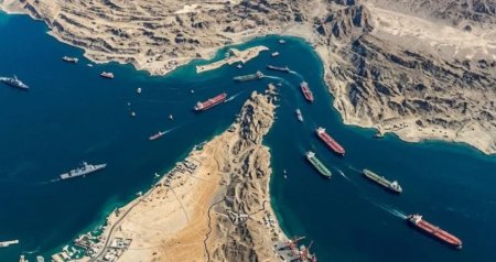 İran Hörmüz boğazını yenidən BAĞLADI