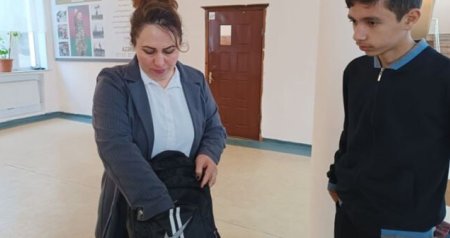 Məktəblərdə şagirdlərin çantalarının yoxlanılması ilə bağlı valideynlərə MÜRACİƏT &ndash; FOTO