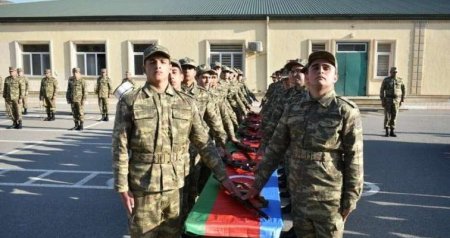 Orta təhsillilər də bir il hərbi xidmət KEÇƏCƏK?