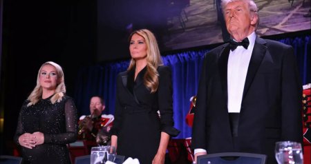 Tramp rəsmi şam yeməyindən təxliyə olundu: Oteldə atəş açan şəxs saxlanıldı - VİDEO