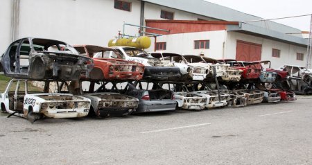 Köhnə avtomobil sahiblərinin NƏZƏRİNƏ &ndash; Utilizasiya qaydaları və ÖDƏNİŞ MƏBLƏĞLƏRİ &ndash; FOTO