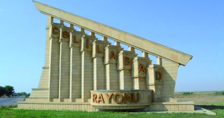 Cəlilabadda məktəblilərin davasına valideynlər QARIŞDI &ndash; Qan töküldü &ndash; DETALLAR