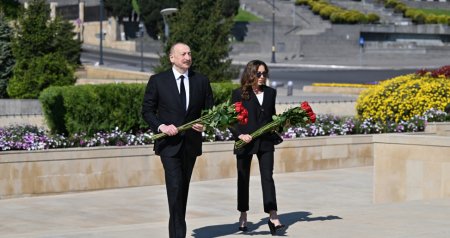 Prezident və xanımı Həzi Aslanovun məzarını ziyarət etdi &ndash; FOTO