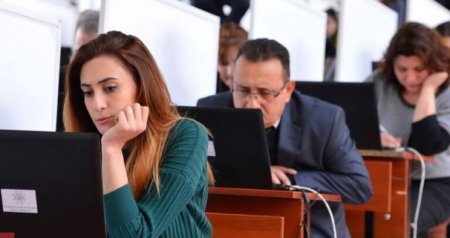 Müəllimlərin NƏZƏRİNƏ: Sertifikatlaşdırma imtahanlarının vaxtı və yeri açıqlandı - VİDEO