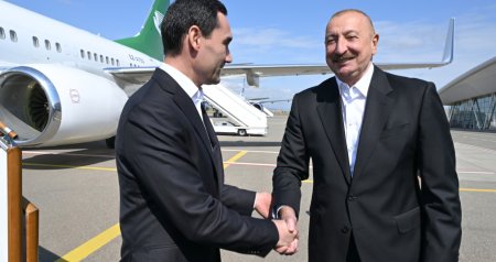 İlham Əliyev Türkmənistan Prezidentini Füzulidə belə qarşıladı &ndash; FOTO