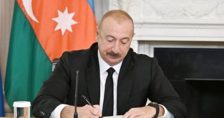 Beş polkovnikə &ldquo;general-mayor&rdquo; rütbəsi verildi - ADLAR