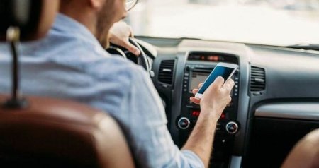 Sükan arxasında telefondan istifadə edən sürücülərə XƏBƏRDARLIQ