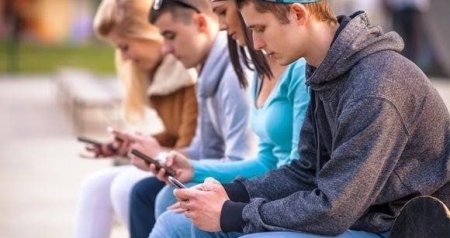 Gənclər niyə televiziya yerinə &ldquo;Youtube&rdquo;u SEÇDİLƏR?