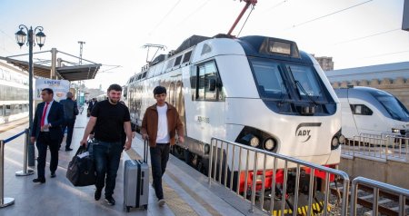 Qatarla Tbilisiyə getmək istəyənlərin NƏZƏRİNƏ &ndash; Ucuz biletlər satışa çıxarıldı &ndash; FOTO