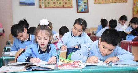 Valideynlərin NƏZƏRİNƏ: Məktəb seçimi bu tarixdən başlayır