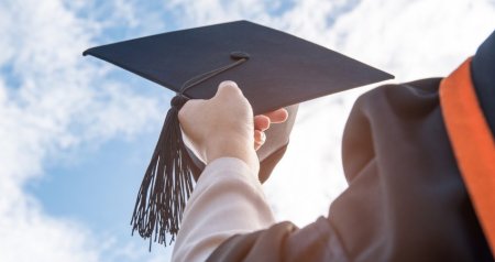 Tələbələrin DİQQƏTİNƏ!-Bu üsulla universiteti vaxtından əvvəl bitirə bilərsiniz