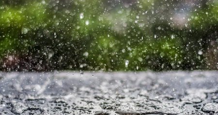 Azərbaycanın bəzi rayonlarında leysan yağır, şimşək çaxır - FAKTİKİ HAVA