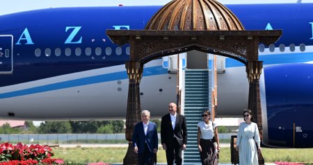 Prezident Buxarada belə QARŞILANDI &ndash; VİDEO