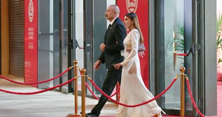 Prezidentlə xanımının Bişkekdəki mərasimdən FOTOLARI