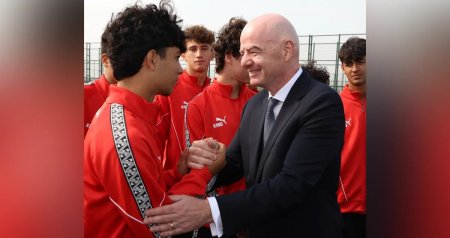 Canni İnfantino Bakıda Azərbaycan U-15 millisi ilə görüşünü paylaşdı - FOTO