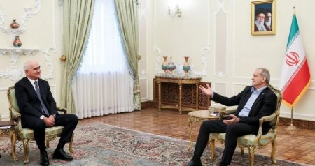 Şahin Mustafayev İran Prezidenti ilə görüşdü - FOTO