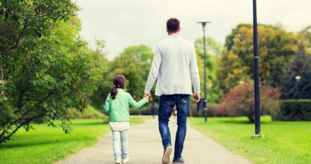 Valideyn himayəsindən məhrum uşaqların övladlığa götürülməsi qaydası DƏYİŞDİ &ndash; FƏRMAN