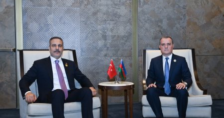 Ceyhun Bayramov Hakan Fidanla Azərbaycan-Türkiyə münasibətlərinin cari vəziyyətini MÜZAKİRƏ ETDİ