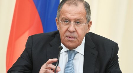  Lavrov : 