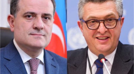 Ceyhun Bayramov BMT-nin Ali Komissarını təbrik etdi