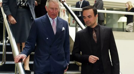 Rusiyalı milyoner İngilis kraliçasından baronluq titulunu necə aldı? - FOTO