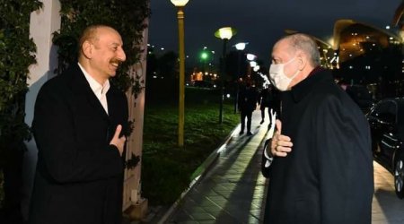 Əliyev və Ərdoğan Bakıda şam yeməyində - VİDEO