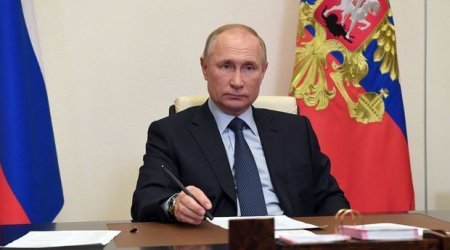 Putin qanun imzaladı: İnternet resursları sanksiyalarla üzləşəcək