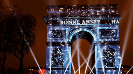 Yeni il axşamı Fransa qarışdı - 60 maşın yandırıldı