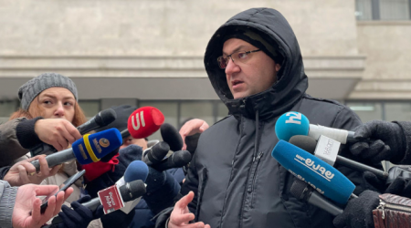 Babayan müxalifəti aeroporta çağırdı: - Paşinyanı Moskvaya qoymayın! 