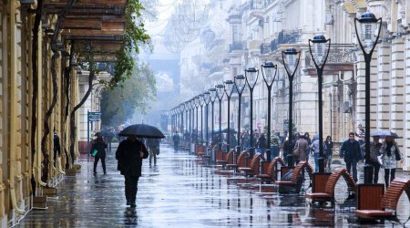 Xəzərdə dalğanın hündürlüyü 2.8 metrə çatıb – Faktiki hava