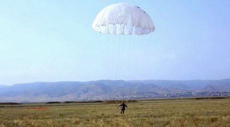 Paraşüt açılmadı, iranlı idmançı həyatını itirdi - VİDEO