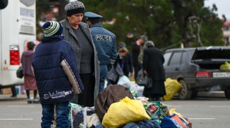 İrəvan erməniləri Qarabağdan gələnləri belə aldadır - Detallar