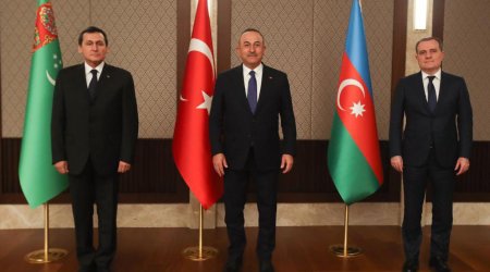 XİN rəhbərlərinin üçtərəfli görüşü baş tutub - Yeniləndi - FOTO