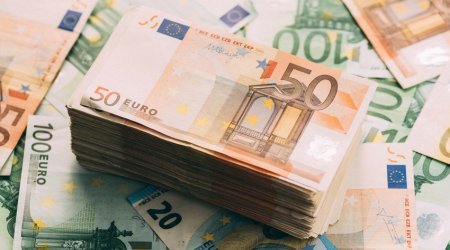 AMB bu günə olan valyuta məzənnələrin açıqladı