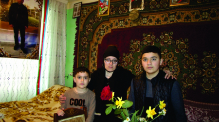 Şəhidin ailəsinə üçotaqlı mənzil verildi - FOTO