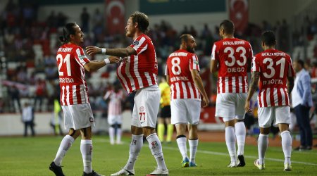 Türkiyə kubokunda finalçılar bəlli oldu