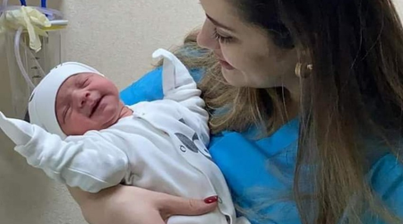 Atasının doğum günündə dünyaya göz açan şəhid qızı - FOTO