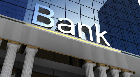 “Qanunla banklar əhaliyə kredit verməməlidir” - EKSPERT