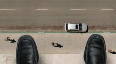 Qardaşını bıçaqladı, sonra özünü binadan atdı - Bakıda FACİƏ