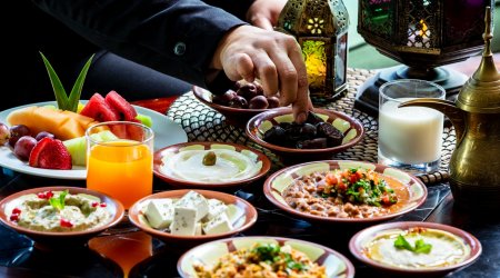 Ramazanın 4-cü gününün duası: İmsak və iftar vaxtı - FOTO