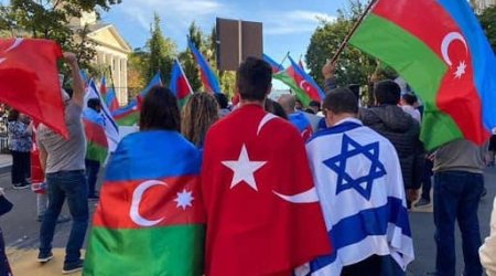 “İstəyirik Türkiyə ilə İsrail dost olsunlar” - Hikmət Hacıyev