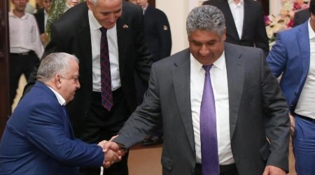“Bağışla bizi, Azad” - Səməd Seyidovdan təsirli PAYLAŞIM